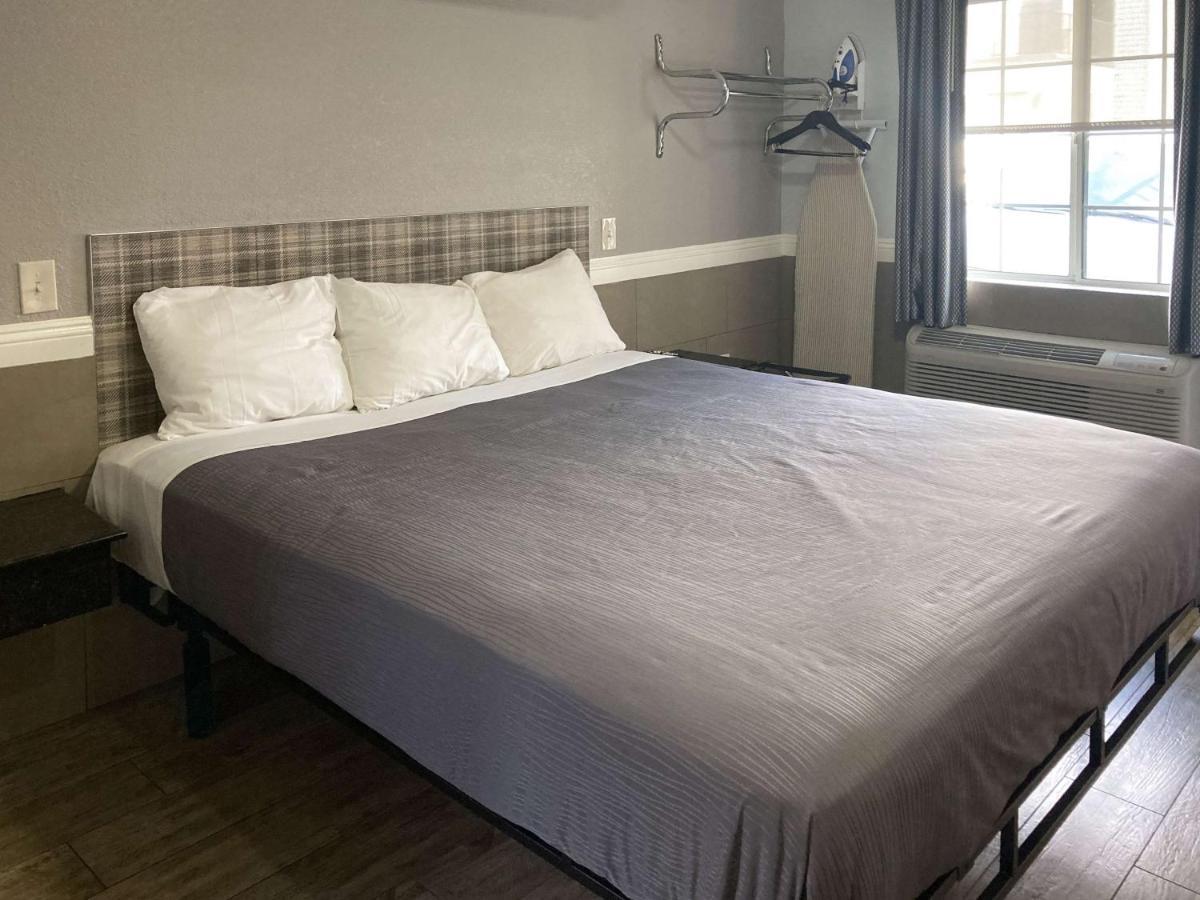 Motel 6 Glendale Ca Pasadena Burbank Los Angeles Bagian luar foto
